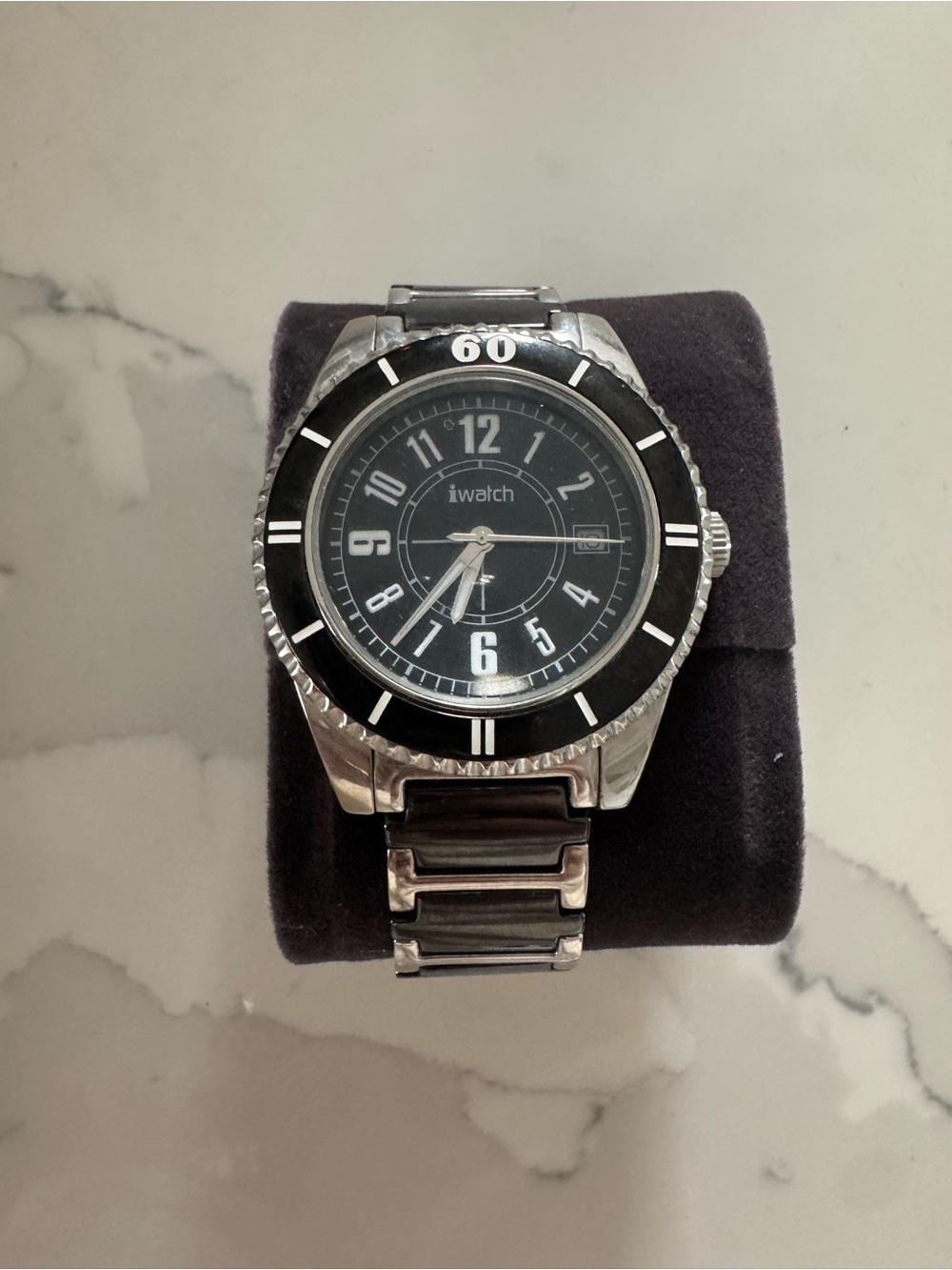 Men’s Black and Silver Stainless Steel Bracelet Watch